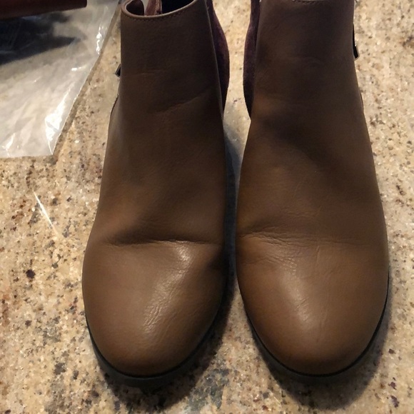 Call It Spring brown ankle booties sz 7 - Picture 4 of 5